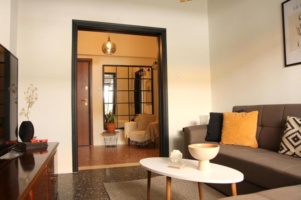 Wisdom'S Nest Athens Apartment Luaran gambar