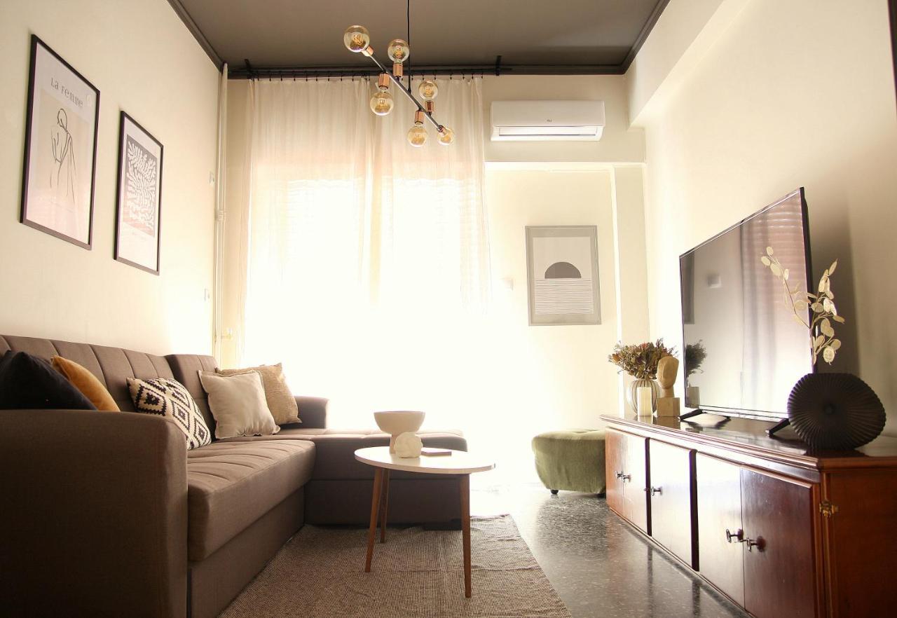 Wisdom'S Nest Athens Apartment Luaran gambar